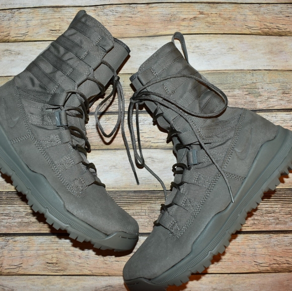 Nike Other - Nike SFB Gen 2 8" Tactical Boot Sage Green 10.5